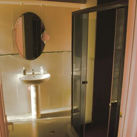 Nautica Guest house 3*