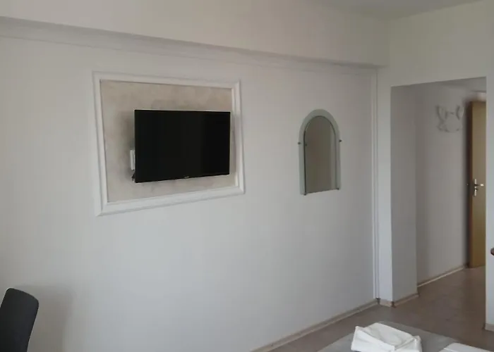 Nautica Πανσιόν