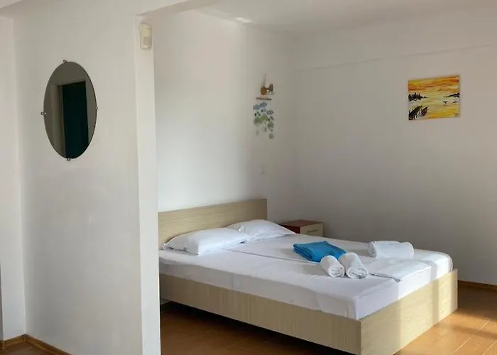 Guest house Nautica 3*