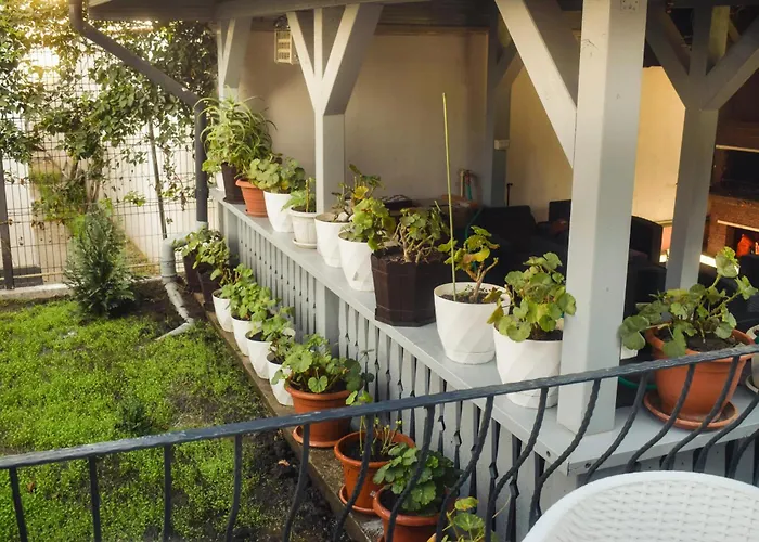 Nautica Guest house 3*